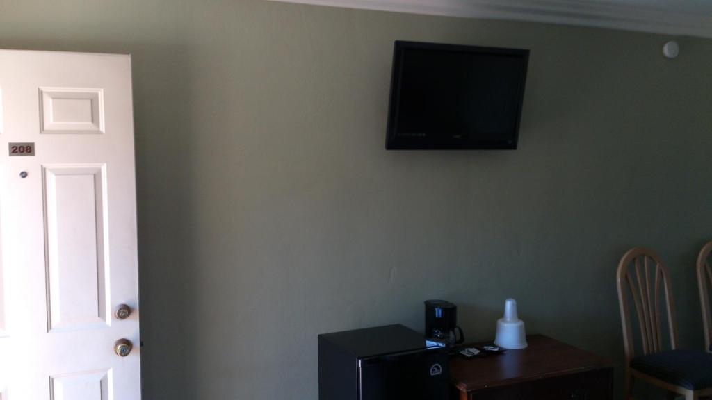 Santa Ana Travel Inn Стая снимка